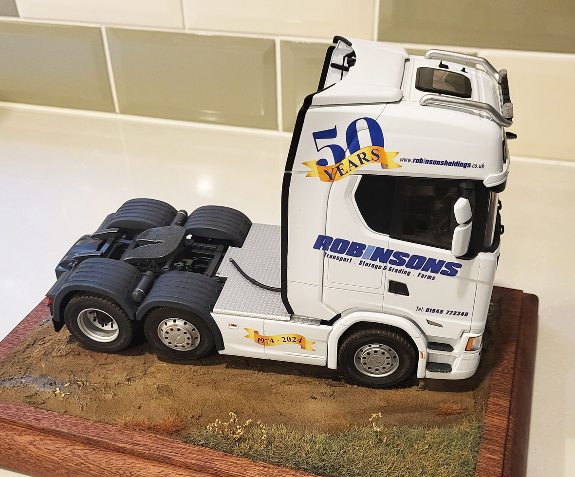 Robinsons_Scania_S500_a